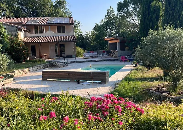 Maison Privee Style Provencal * Grane