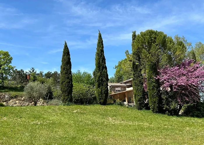 Maison Privee Style Provencal فيلة Grane